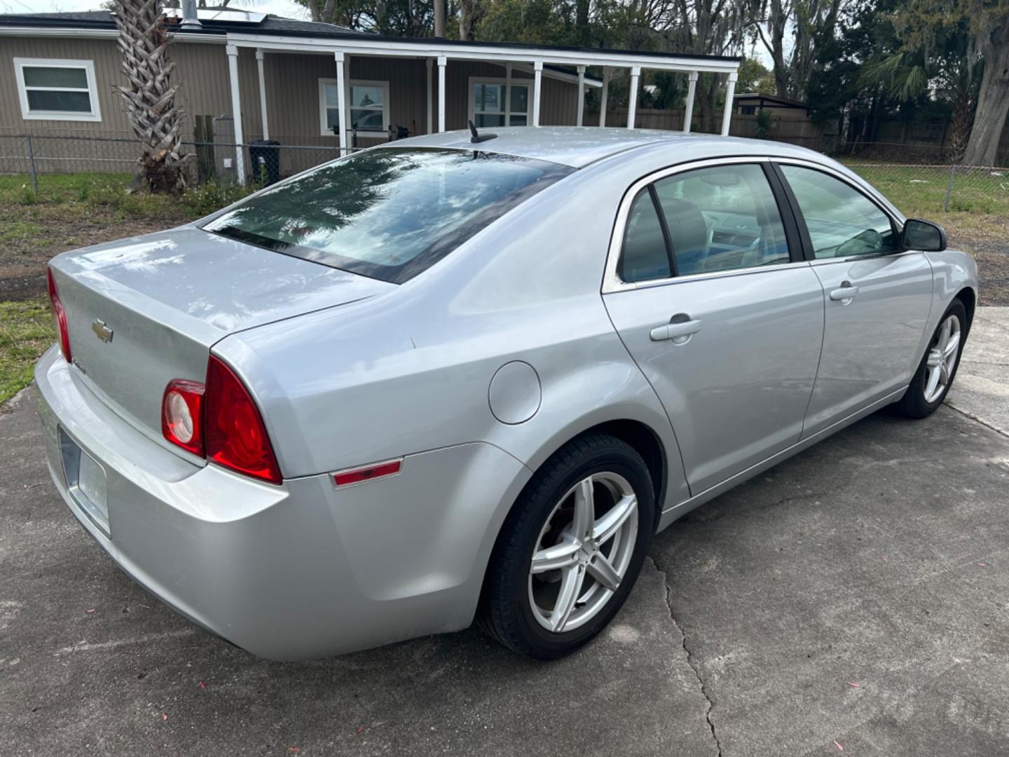 2010 Chevrolet Malibu (1G1ZB5EB1AF) with an 2.4L engine, AUTO transmission, located at 1758 Cassat Ave., Jacksonville, FL, 32210, (904) 384-2799, 30.286720, -81.730652 - CASH SPECIAL*****$2000.00 PLUS TAX, TAG, AND TITLE*****2010 CHEVROLET MALIBU 266,462 MILES RUNS GOOD 4-DOOR AUTOMATIC FOUR CYLINDER ENGINE ICE-COLD AIR-CONDITIONING ALLOYS CALL TODAY BEFORE IT'S TOO LATE @ 904-384-2799 - Photo#3